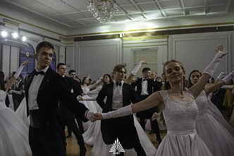 В Таганроге состоялся ректорский бал Южного федерального университета