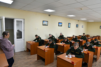 Очередная команда призывников отправилась к местам прохождения военной службы со сборного пункта Ростовской области