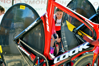 На ростовском треке проходят состязания по велосипедному спорту