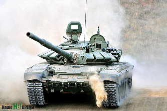 Донские танкисты провели учения в преддверии профессионального праздника