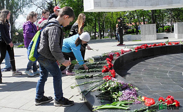 Почти семейная прогулка