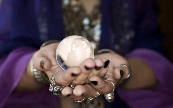 Жительница Тацинского района сняла порчу с 433 тысяч рублей