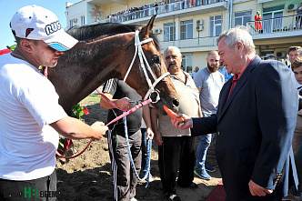 В Ростове прошли скачки на Кубок губернатора Ростовской области