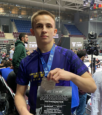 Ростовчанин Богдан Пушнов отличился на всероссийском турнире по джиу-джитсу в Назрани