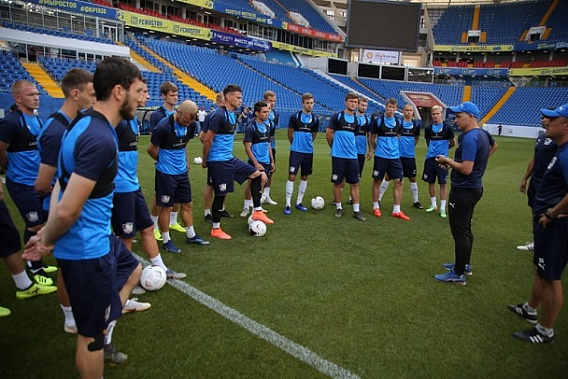 Футболисты 