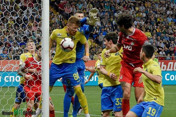 Ворота «Ростова» спасает НОВОСЕЛЬЦЕВ (№ 80).