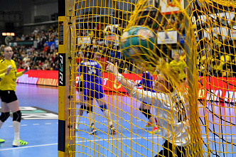 Гандболистки «Ростов-Дона» в последнем матче предварительного этапа разгромили «Луч»