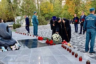 Сегодня в Волгодонске почтили память жертв теракта, который произошел в этом городе 25 лет назад