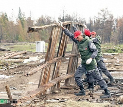 С России по волонтеру – Якутии помощь