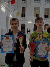 Шахматисты: первый ход