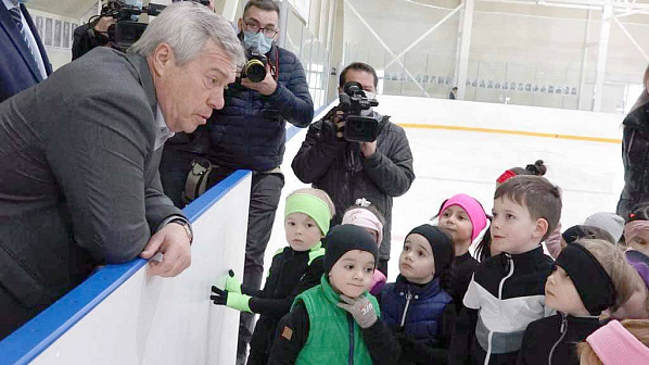 Здесь становятся фигуристами