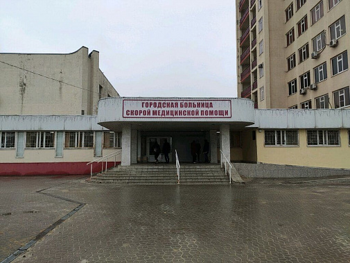 В БСМП Ростова пригласили на работу в «скорой» медиков без ординатуры