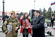 Знамя Победы развернули в Ростове