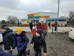В Аксайском районе всем миром помогают беженцам из Донецкой и Луганской народных республик