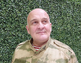 «Звездный десант», который возглавляет Алексей Огурцов, поддерживает дух бойцов российской армии.