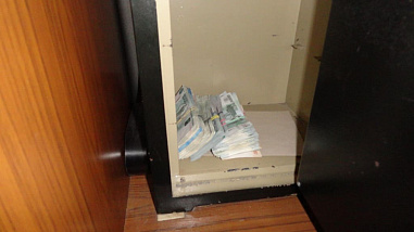 На судне в Ростовскую область пытались ввезти незадекларированные больше миллиона рублей
