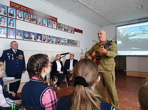 Крылатый «десант» в школе