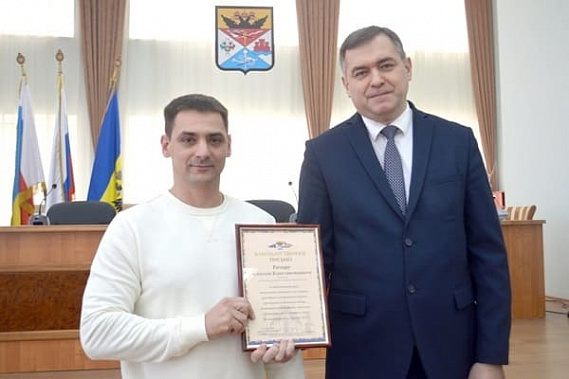 В Новочеркасске отметили неравнодушного водителя автобуса