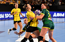 12 09 2025 Гандболистки «Ростов-Дона» во Дворце спорта обыграли краснодарскую «Кубань»