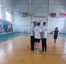 В Песчанокопском районе состоялся турнир по казачьему пятиборью на кубок атамана Песчанокопского юрта.