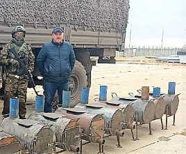 Сотрудники Росрезерва передали бойцам «буржуйки»