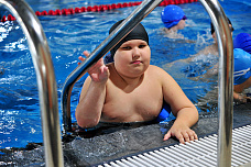 31 10 2025 На Дону побывал олимпийский чемпион по плаванию Евгений Рылов