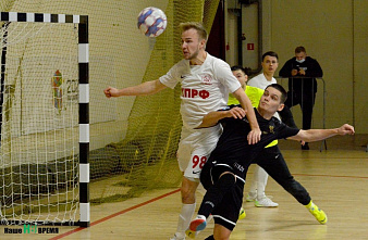 Мини-футбольный клуб «Ростов» дома переиграл команду «КПРФ-2»