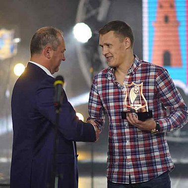 Призы принято обмывать...