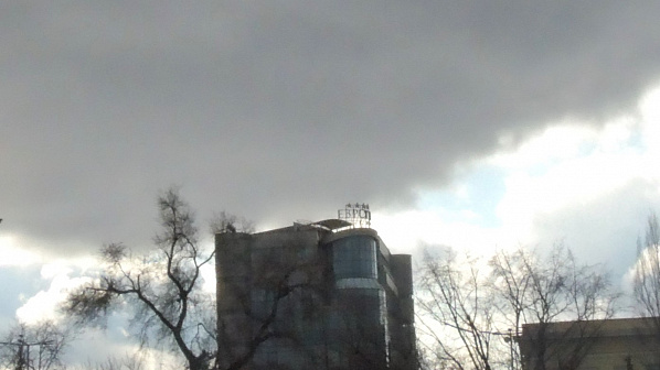 Они сошлись - вода и пламень: 7 сентября действуют два контрастных штормовых предупреждения