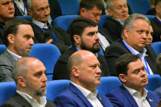 29 03 2025 В Ростове состоялся форум муниципальных депутатов-единороссов