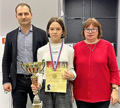 Юниорка из Волгодонска Екатерина Кирдяшкина поедет в профильную шахматную смену «Сириуса»