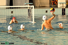 Когда ворота плавают в воде