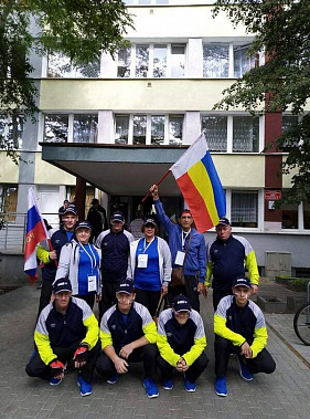 Особые футболисты вернулись из Польши с победой
