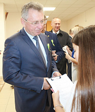 Первый слет волонтеров Донецка