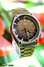 Старинные часы еще идут