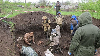 Поисковики Дона, Астрахани и Салехарда закончили Вахту памяти у поселка Лиховской