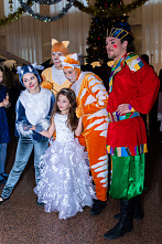 Около тысячи детей собрались на ежегодной Новогодней Губернаторской елке