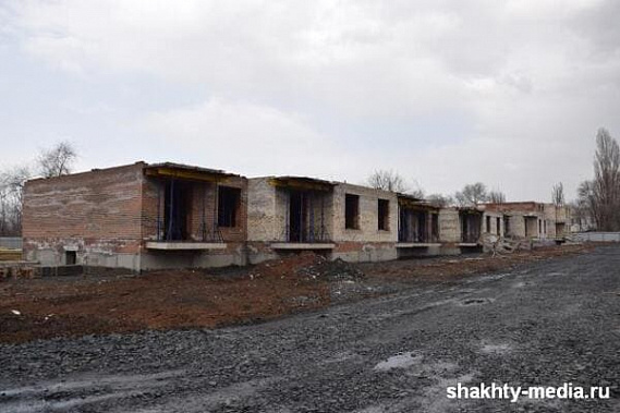 В Шахтах строят две школы по одному проекту