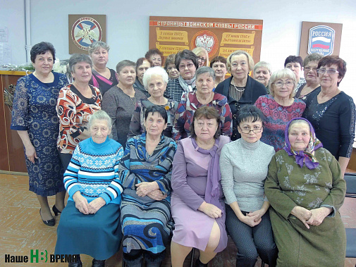 Время не в силах заглушить материнскую боль: их сыновья, с честью выполнившие воинский долг, ушли навсегда... Время не в силах заглушить материнскую боль: их сыновья, с честью выполнившие воинский долг, ушли навсегда...