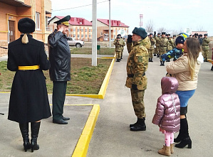 В Волгодонске справили новоселье семьи росгвардейцев