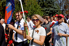  18 07 2025 Врио губернатора Юрий Слюсарь и другие руководители Ростовской области почтили память Алексея Береста