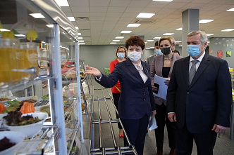 В Ростовской области появится книга рецептов для школьных столовых