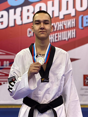 Донские тхэквондисты завоевали награды первенства страны