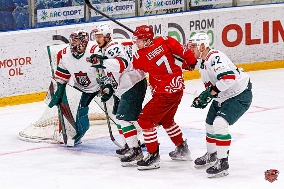 ХК «Ростов» проиграл на своем льду казанскому «Барсу»
