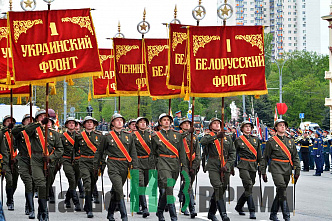 9.05 Военный парад На Театральной площади Ростова-на-Дону