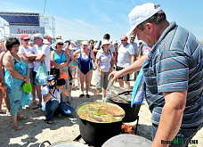 Лето, солнце, уха…