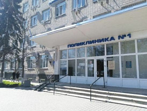На вакцинацию пожилые батайчане могут приехать на такси бесплатно
