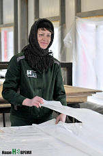 В колонии работают в две смены