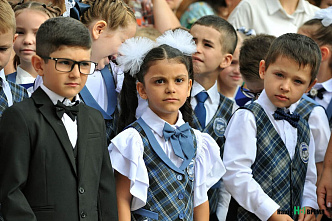 В микрорайоне Суворовском заработало новое модульное здание начальной школы СОШ №75