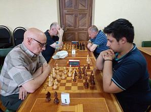 Ростовчанин Дмитрий Муравьев выиграл массовый блиц в честь Дня России